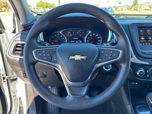 Used 2022 Chevrolet Equinox LT w/ LPO, Cargo Package image 18