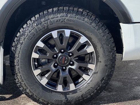 Used 2021 Nissan Titan PRO-4X w/ Pro-4x Utility Package image 4