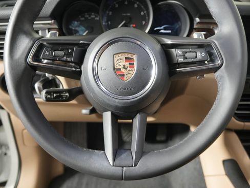 Certified 2025 Porsche Macan w/ Premium Package Plus AWD/4WD image 26