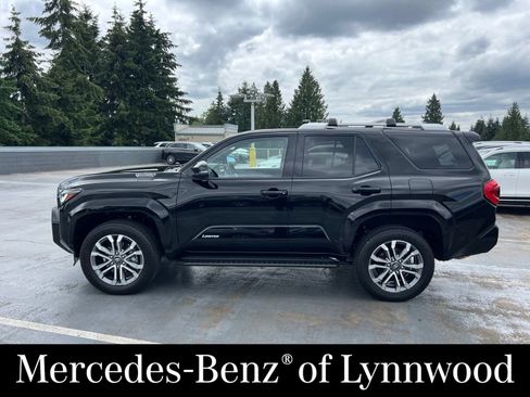 Used 2026 Toyota 4Runner Limited AWD/4WD image 6