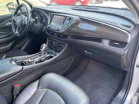 Used 2019 Buick Envision Essence FWD image 20