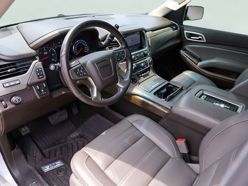 Used 2018 GMC Yukon Denali w/ Denali Ultimate Package RWD image 13