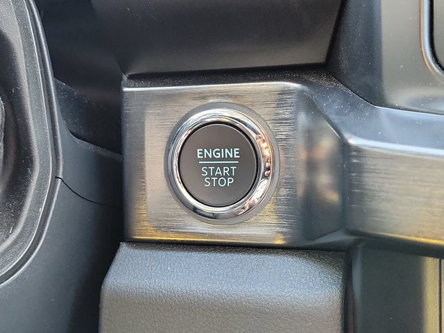 Certified 2025 Ford F250 Lariat AWD/4WD image 33
