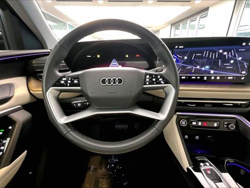 Certified 2025 Audi Q5 Premium w/ Convenience Package image 5