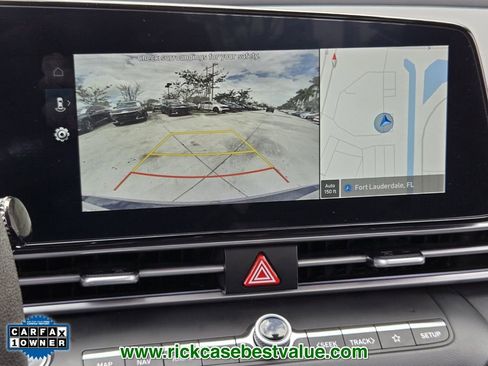 Used 2024 Hyundai Elantra SEL image 22