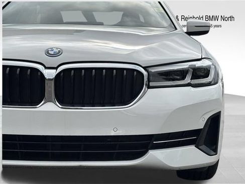 Used 2023 BMW 530e w/ Premium Package RWD image 10