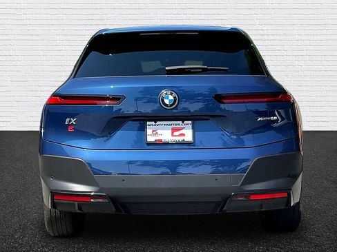 Used 2024 BMW iX xDrive50 AWD/4WD image 5