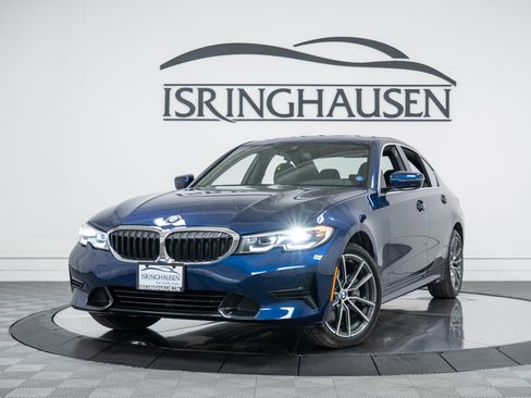 Used 2019 BMW 330i xDrive Sedan w/ Convenience Package image 26