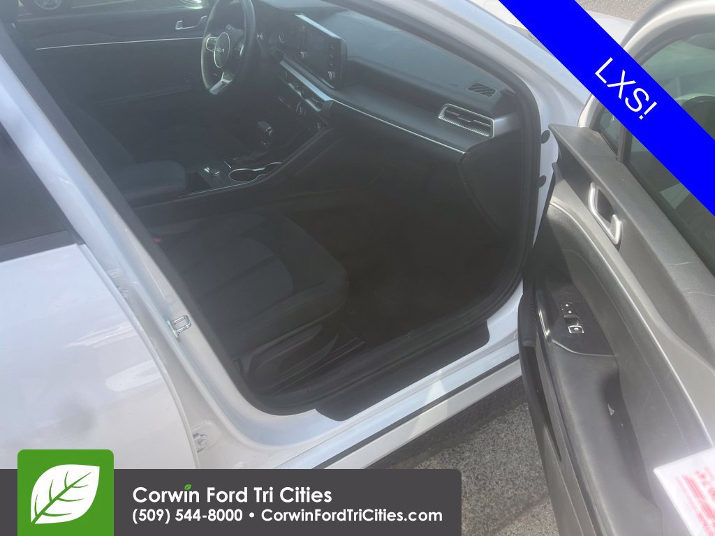 Used 2022 Kia K5 LXS FWD image 5