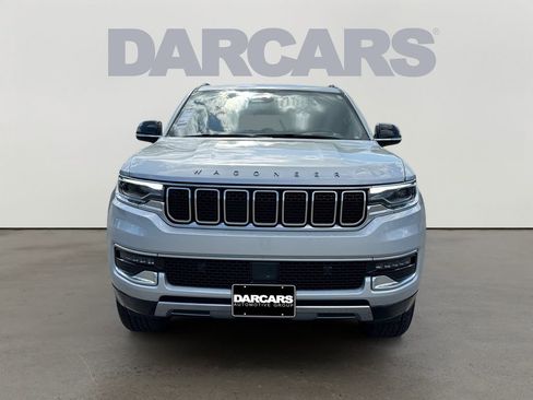 Used 2024 Jeep Wagoneer Series III image 2