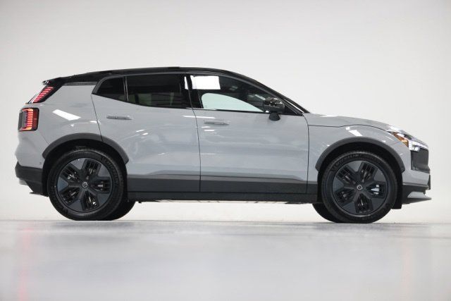 Used 2026 Volvo EX30 Cross Country Ultra w/ Protection Package Premier AWD/4WD image 20