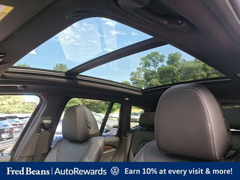 Used 2023 BMW X3 xDrive30i w/ Premium Package w/ZPA AWD/4WD image 19