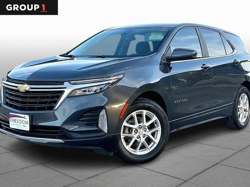 Used 2023 Chevrolet Equinox LT image 1