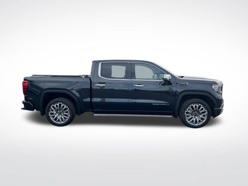 Used 2026 GMC Sierra 1500 Denali Ultimate AWD/4WD image 2
