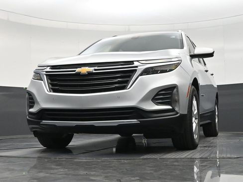 Used 2022 Chevrolet Equinox LT FWD image 28