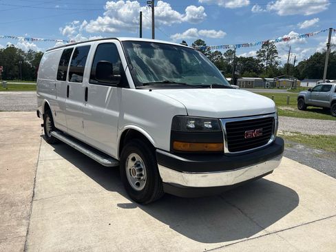 Used 2021 GMC Savana 2500 w/ Driver Convenience Package RWD image 3
