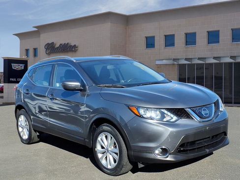 Used 2018 Nissan Rogue Sport SV w/ SV All-Weather Package image 3