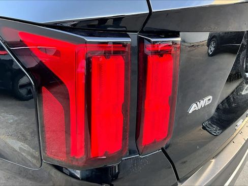 Used 2022 Kia Sorento SX Prestige w/ Rust Color Package AWD/4WD image 28