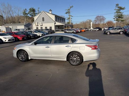 Used 2015 Nissan Altima 2.5 S w/ Special Edition Package FWD image 8