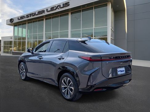 Certified 2023 Lexus RZ 450e Premium w/ Technology Package AWD/4WD image 5