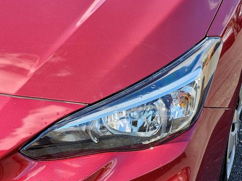 Used 2019 Subaru Impreza 2.0i image 9