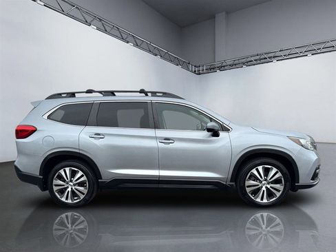 Used 2019 Subaru Ascent Premium AWD/4WD image 3