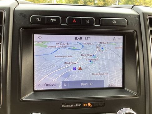 Used 2021 Ford Expedition Limited image 20