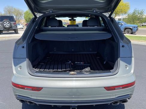 Used 2024 Audi SQ5 Premium Plus w/ Premium Plus Package AWD/4WD image 8