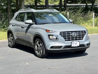 Used 2022 Hyundai Venue SEL