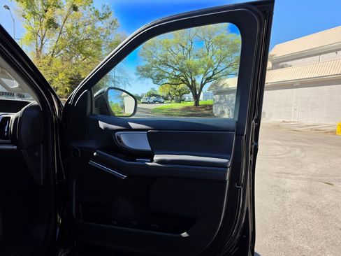 Certified 2025 Ford Expedition Active image 41