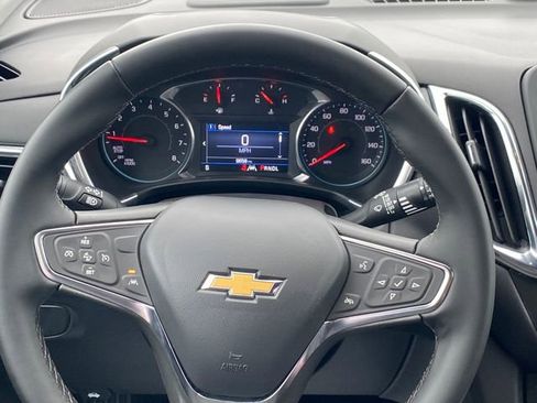 Certified 2024 Chevrolet Equinox LT AWD/4WD image 8