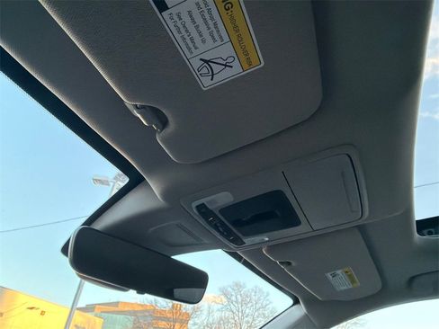 Used 2025 Honda CR-V EX-L image 32