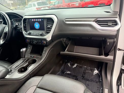 Used 2017 GMC Acadia SLT image 33