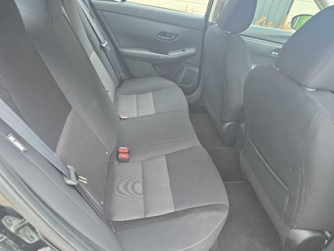 Used 2025 Nissan Sentra SV w/ All-Weather Package FWD image 11