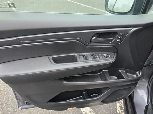 Certified 2025 Honda Odyssey EX-L image 17