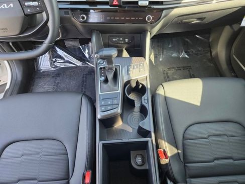 New 2026 Kia Sportage SX image 27