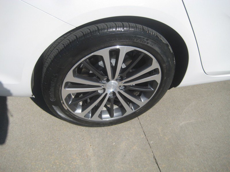 Used 2020 Buick Regal Essence FWD image 14