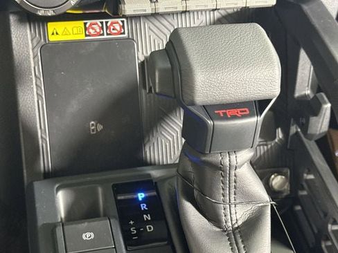 New 2025 Toyota Tacoma TRD Off-Road AWD/4WD image 17