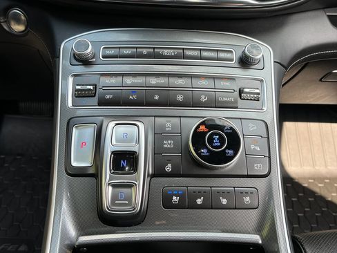 Used 2023 Hyundai Santa Fe Calligraphy AWD/4WD image 17