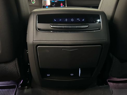 Used 2025 Cadillac Escalade Sport w/ LPO, ONYX Package image 48