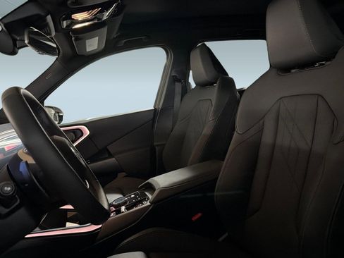 Used 2025 BMW X3 xDrive30i w/ Convenience Package image 21