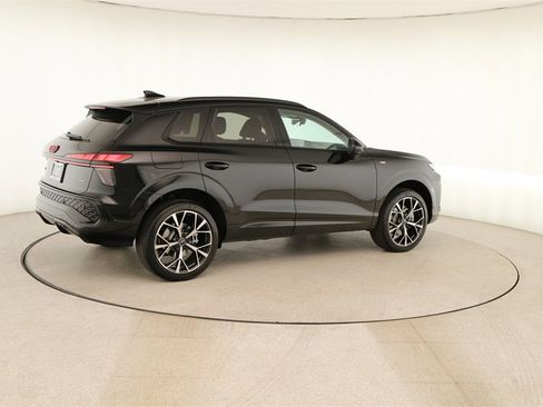 New 2026 Audi Q3 quattro 2.0T image 7