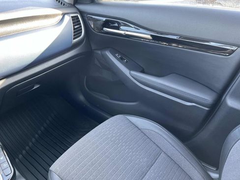 Used 2022 Kia Seltos Nightfall Edition image 13