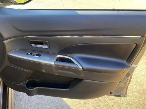 Used 2024 Mitsubishi Outlander Sport SE image 36