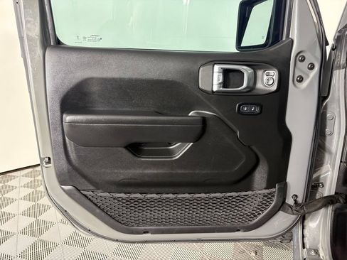 Used 2023 Jeep Wrangler Unlimited Sport AWD/4WD image 14