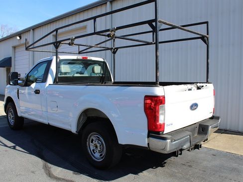 Used 2017 Ford F250 XL w/ XL Value Package image 4