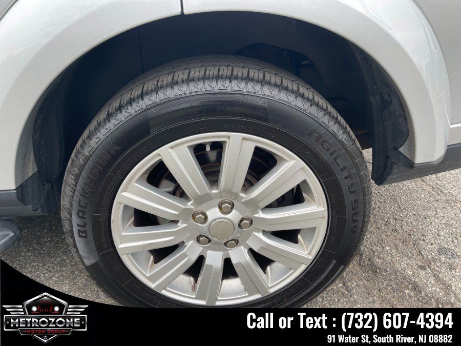 Used 2014 Land Rover LR4 AWD/4WD image 33