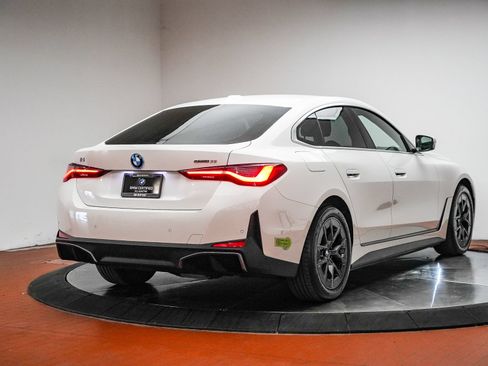 Used 2023 BMW i4 eDrive35 w/ Premium Package RWD image 5