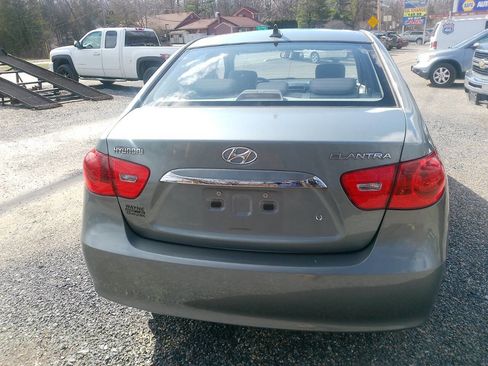 Used 2010 Hyundai Elantra SE image 18