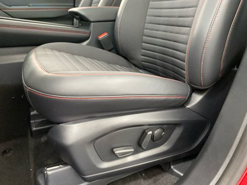 New 2026 Ford Explorer ST-Line w/ ST-Line Street Pack AWD/4WD image 17